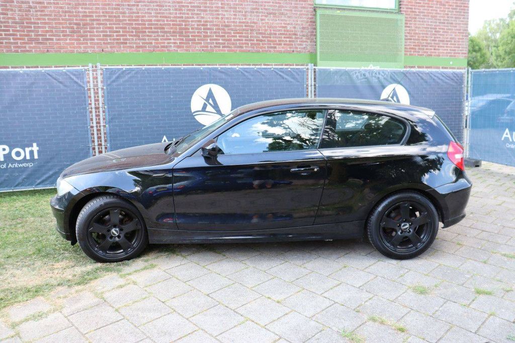 Pkw BMW 1ER REIHE Benzin 123 PS 2010
