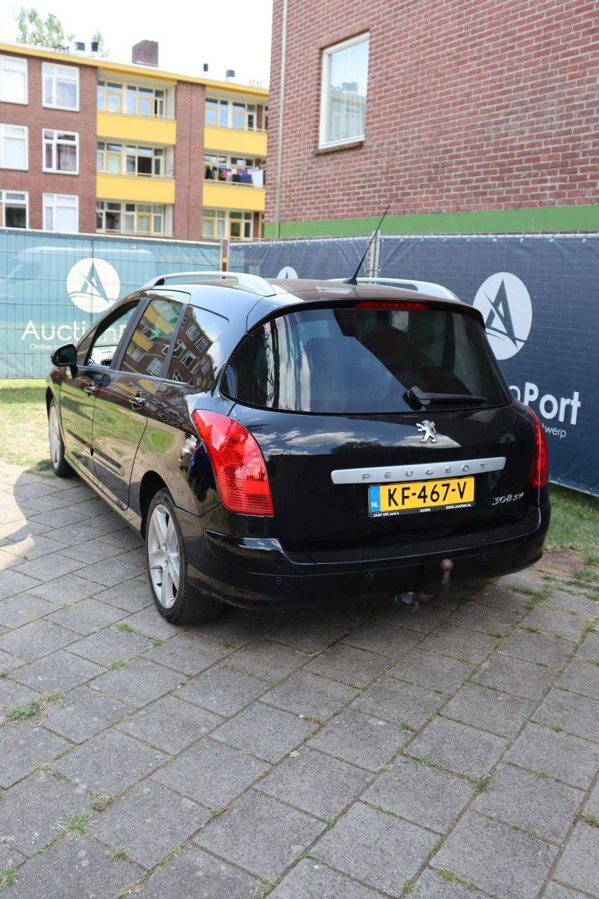 Passenger car Peugeot 308 Petrol 120hp 2009
