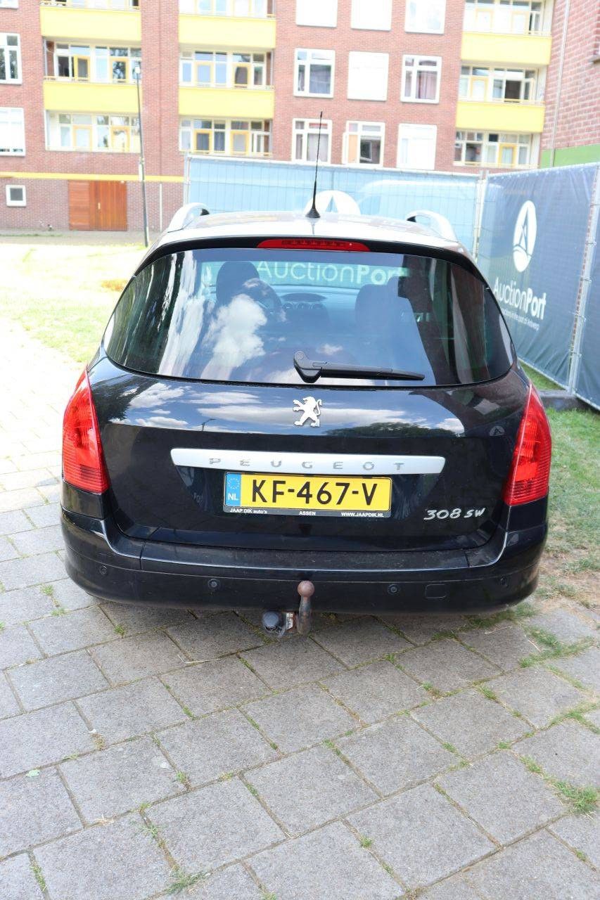 Passenger car Peugeot 308 Petrol 120hp 2009