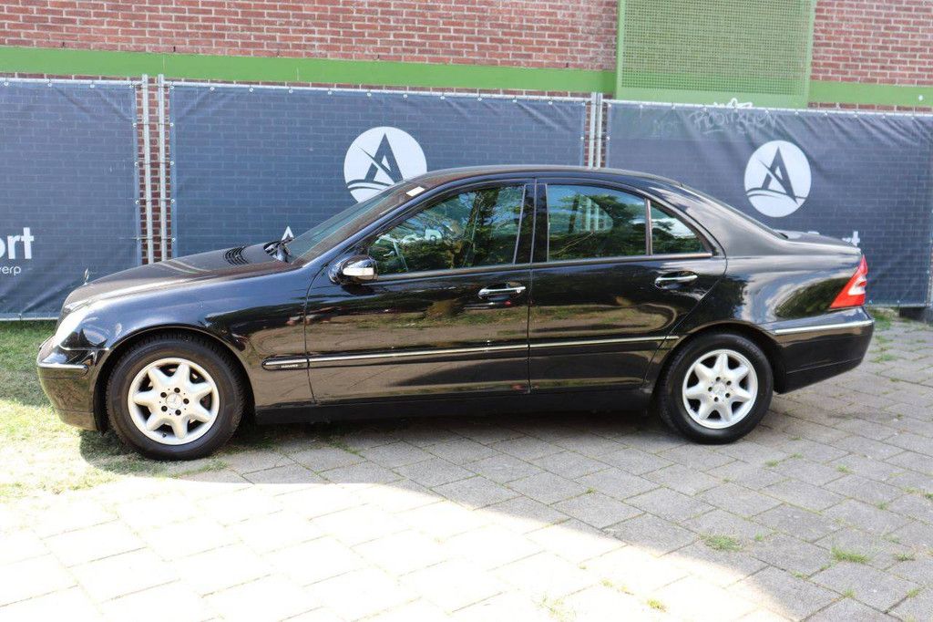 Pkw Mercedes-Benz C180 Benzin 129 PS 2002