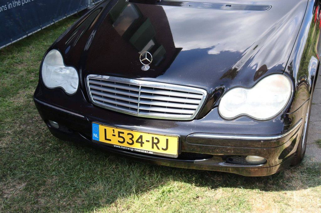 Pkw Mercedes-Benz C180 Benzin 129 PS 2002