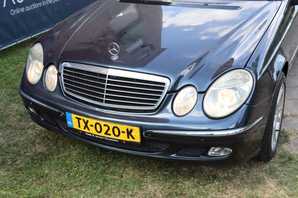 Pkw Mercedes-Benz E320 Benzin 225 PS 2003