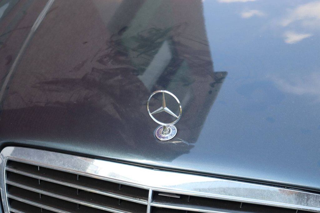 Pkw Mercedes-Benz E320 Benzin 225 PS 2003