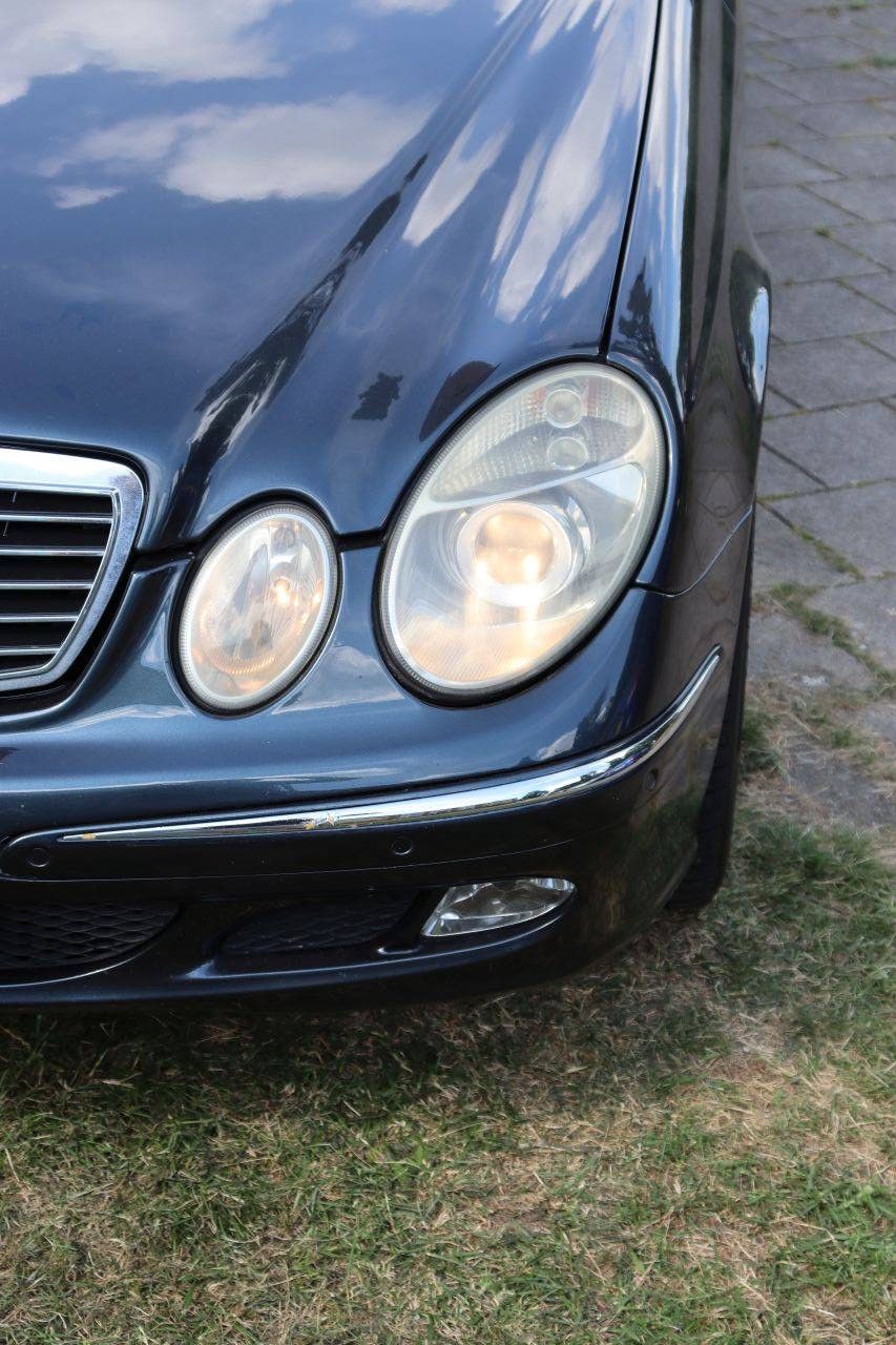 Pkw Mercedes-Benz E320 Benzin 225 PS 2003