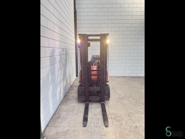Forklifts Electric BT CBE 1.5T 2004