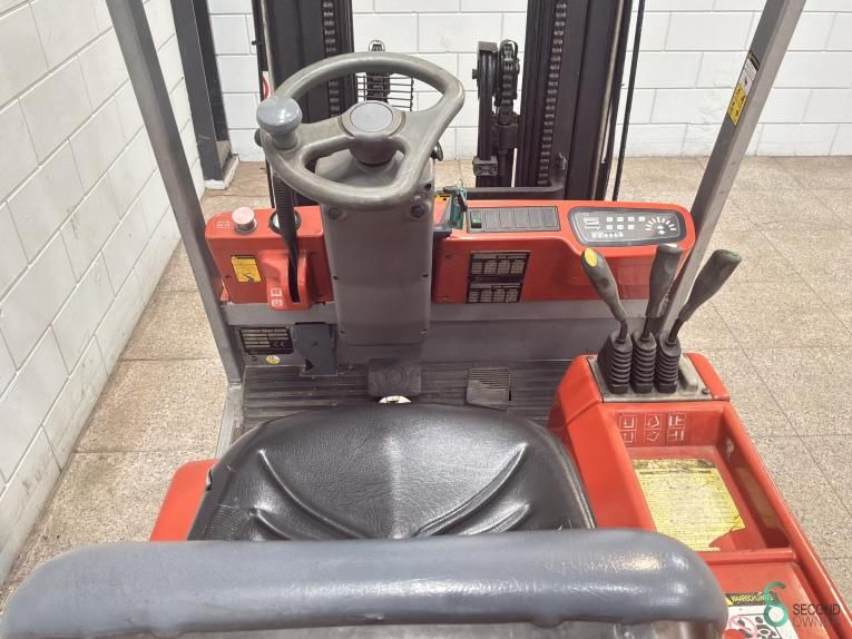 Forklifts Electric BT CBE 1.5T 2004