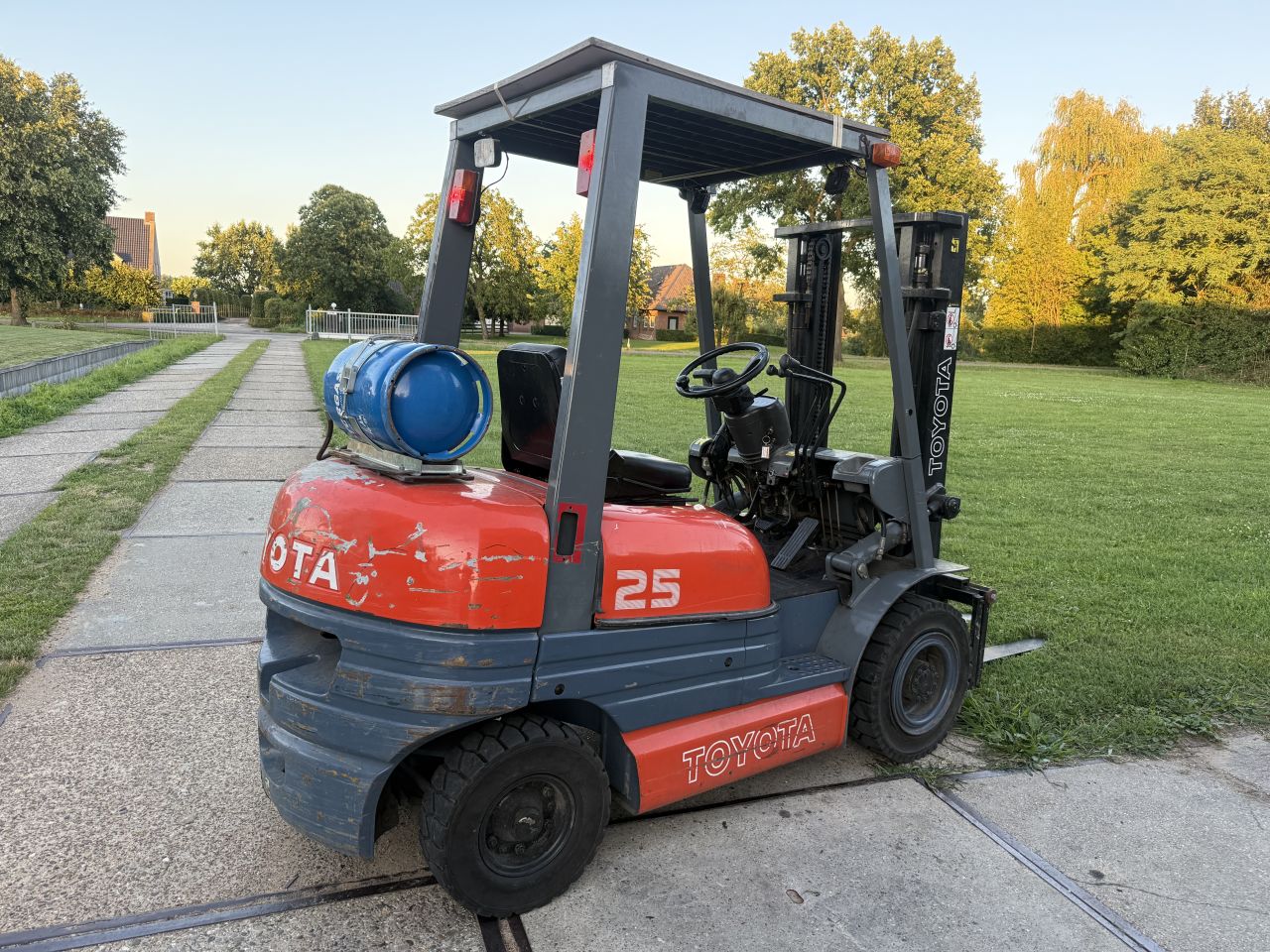 Toyota 2500KG LPG heftruck Sideshift verlichting 6500uur