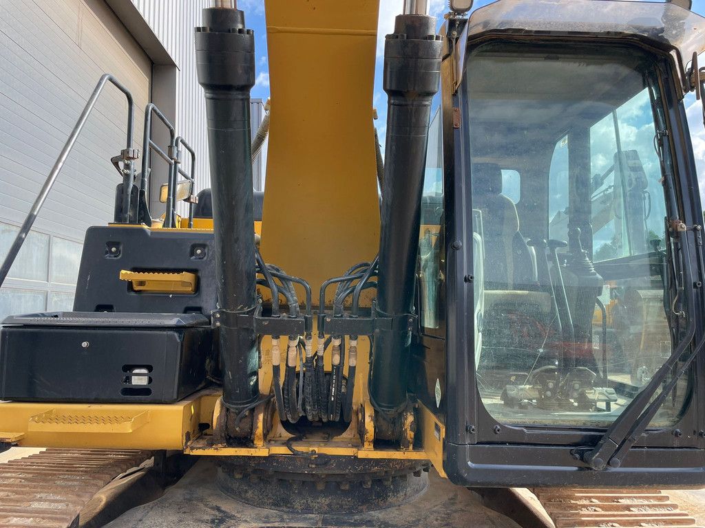Caterpillar 324EL