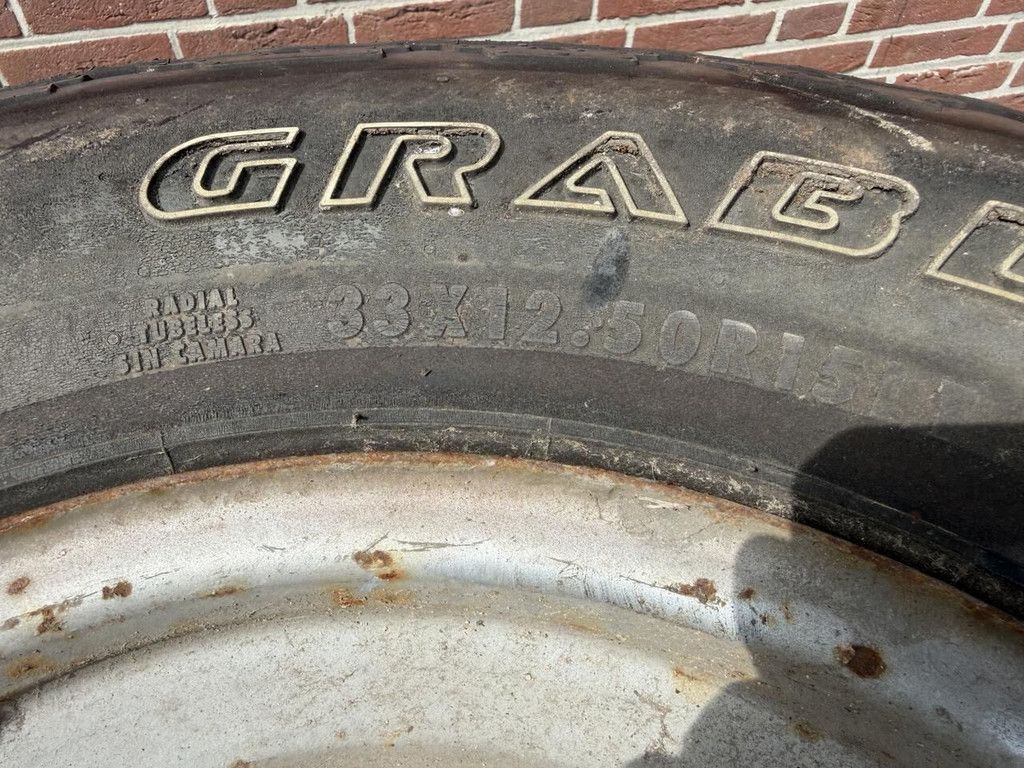4 banden 33x12.50 - Gebruikt