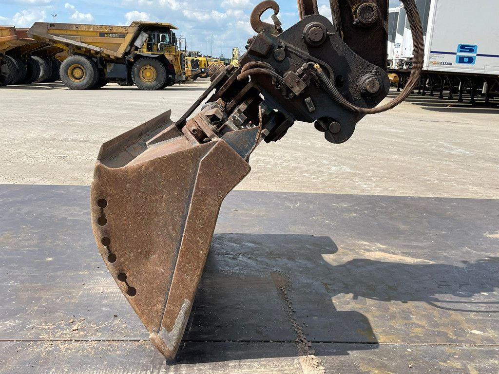 Hitachi ZX170W-5B
