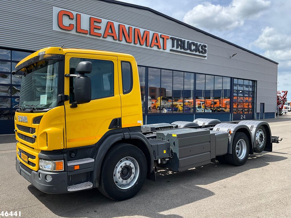 Scania P 310 CNG Chassis cabine Retarder with PTO Just 205.148 km!