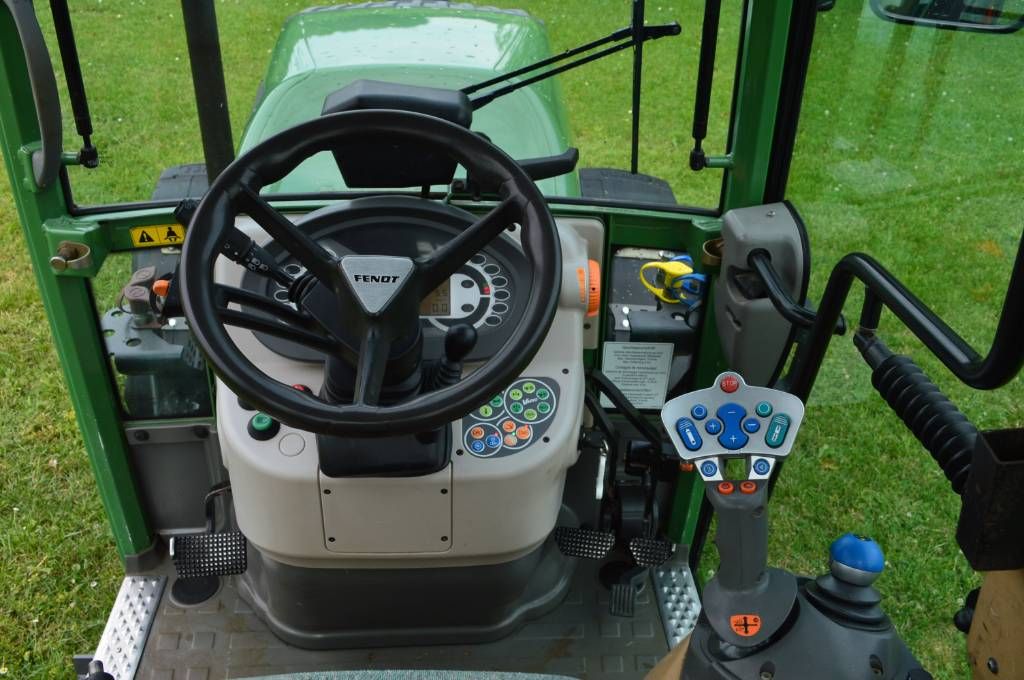 Fendt 210V Vario Profi Smalspoor/Fruitteelttractor