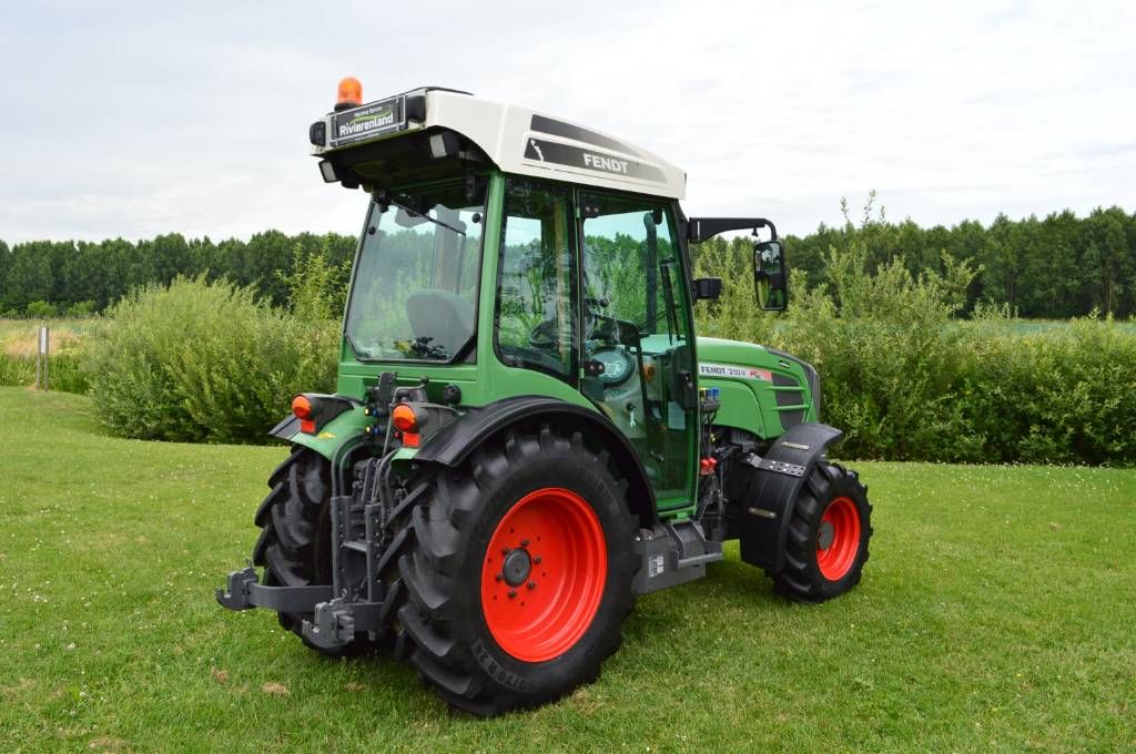 Fendt 210V Vario Profi Smalspoor/Fruitteelttractor