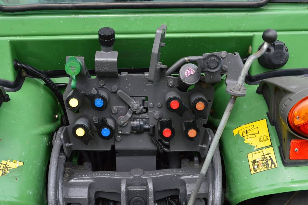 Fendt 210V Vario Profi Smalspoor/Fruitteelttractor