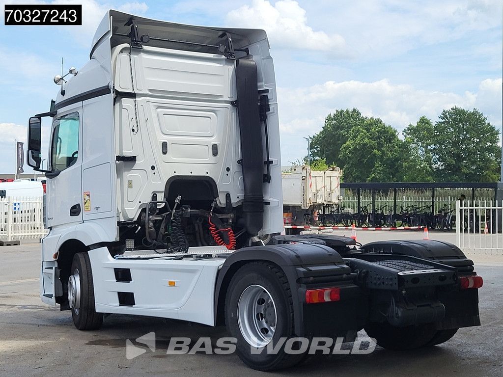 Mercedes Actros 1842 4X2 StreamSpace Retarder 70% Tyres