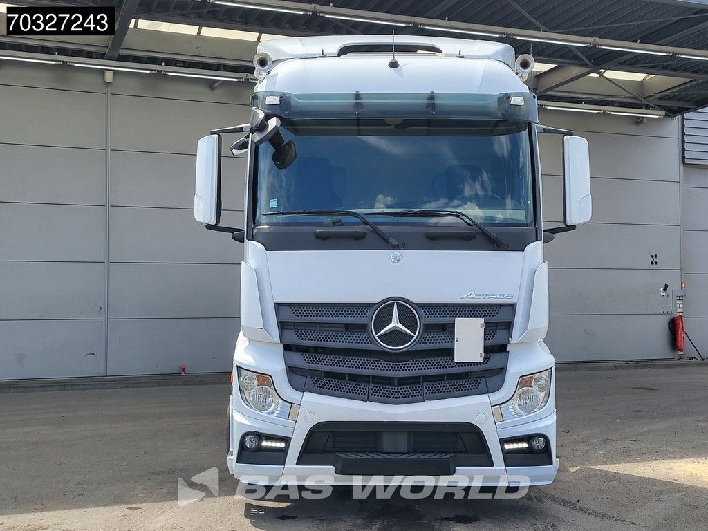Mercedes Actros 1842 4X2 StreamSpace Retarder 70% Tyres