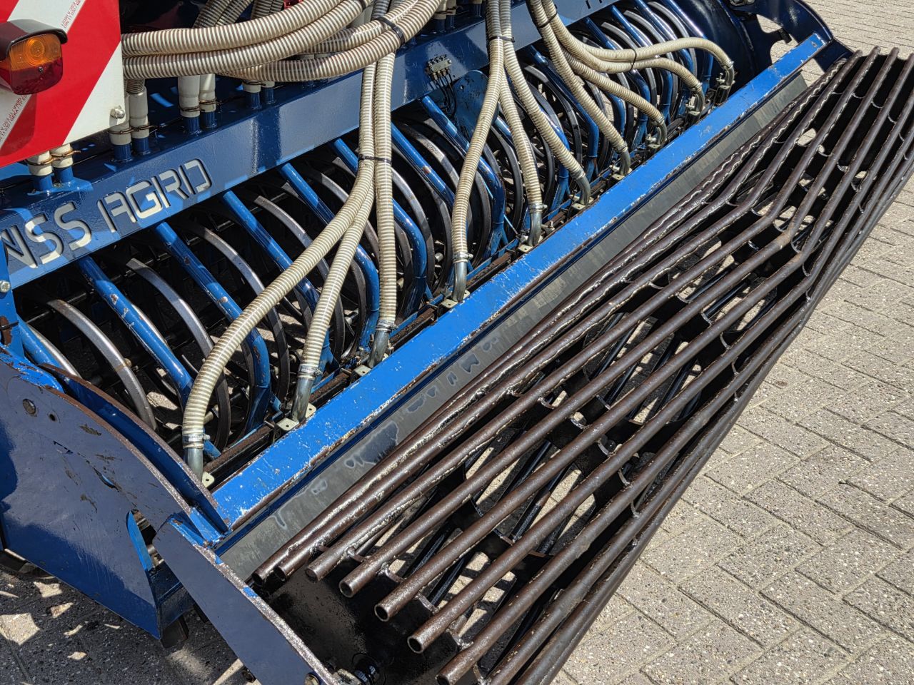 Kverneland + VSS-AGRO Proseed zaaicombinatie vol velds zaaien