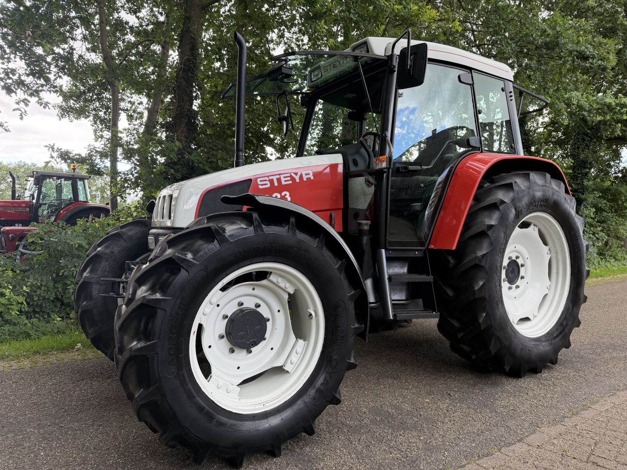 Steyr 9083