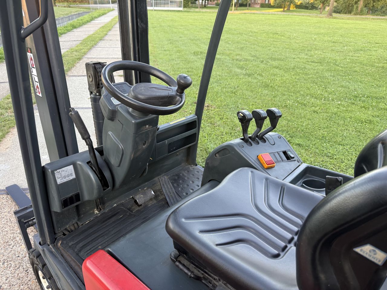 Jungheinrich 1600KG elektrisch freelift Sideshift verlichting
