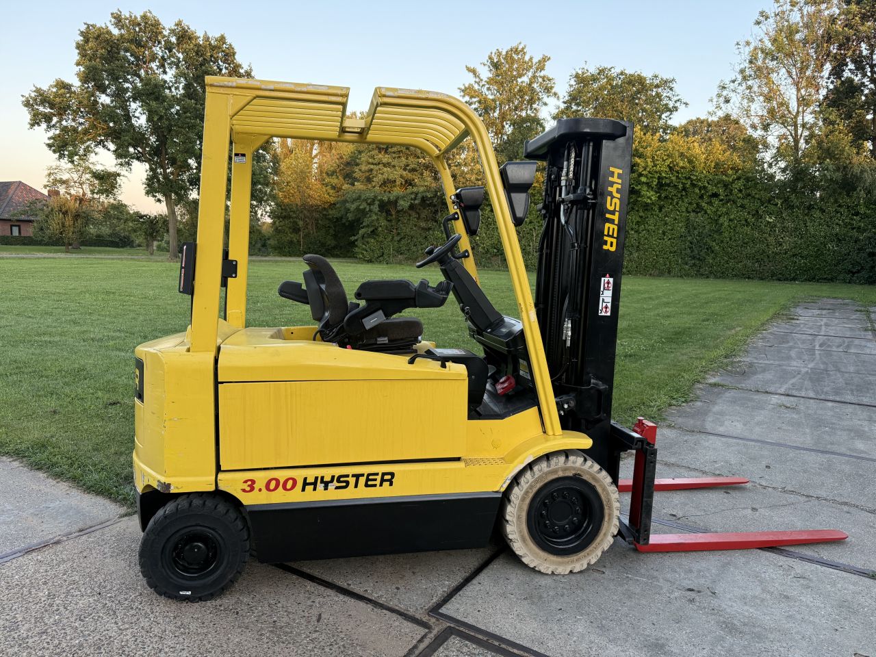 Hyster 3000KG elektrisch triplo 4.6M freelift sideshift