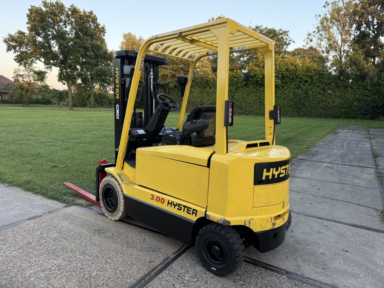 Hyster 3000KG elektrisch triplo 4.6M freelift sideshift