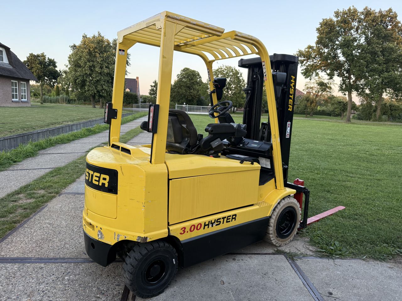 Hyster 3000KG elektrisch triplo 4.6M freelift sideshift