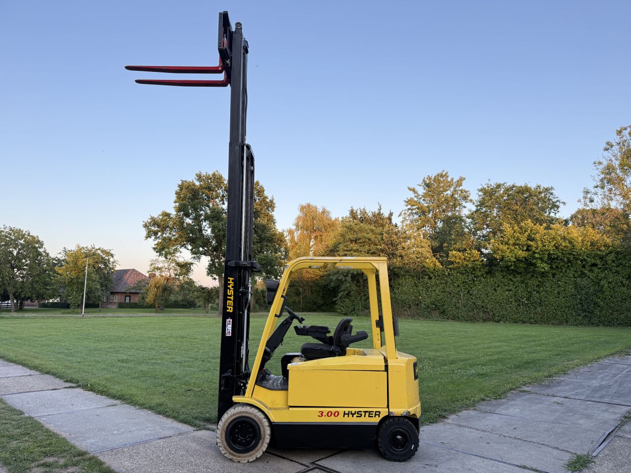 Hyster 3000KG elektrisch triplo 4.6M freelift sideshift