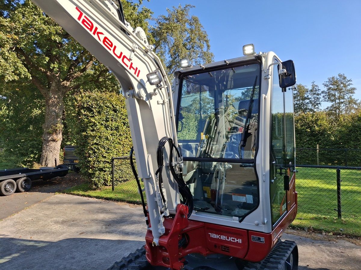Takeuchi TB230, minigraver, minikraan, BJ2024, 650h!