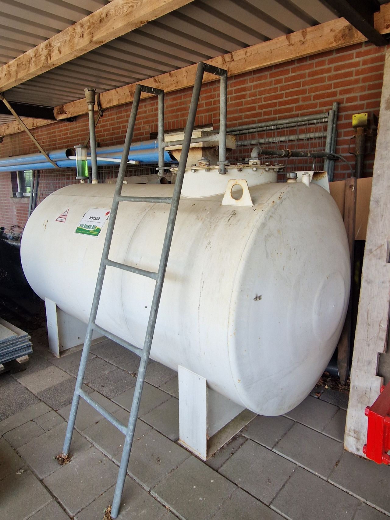 Te koop dieseltank 3000 liter dubbelwandig t.e.a.b.