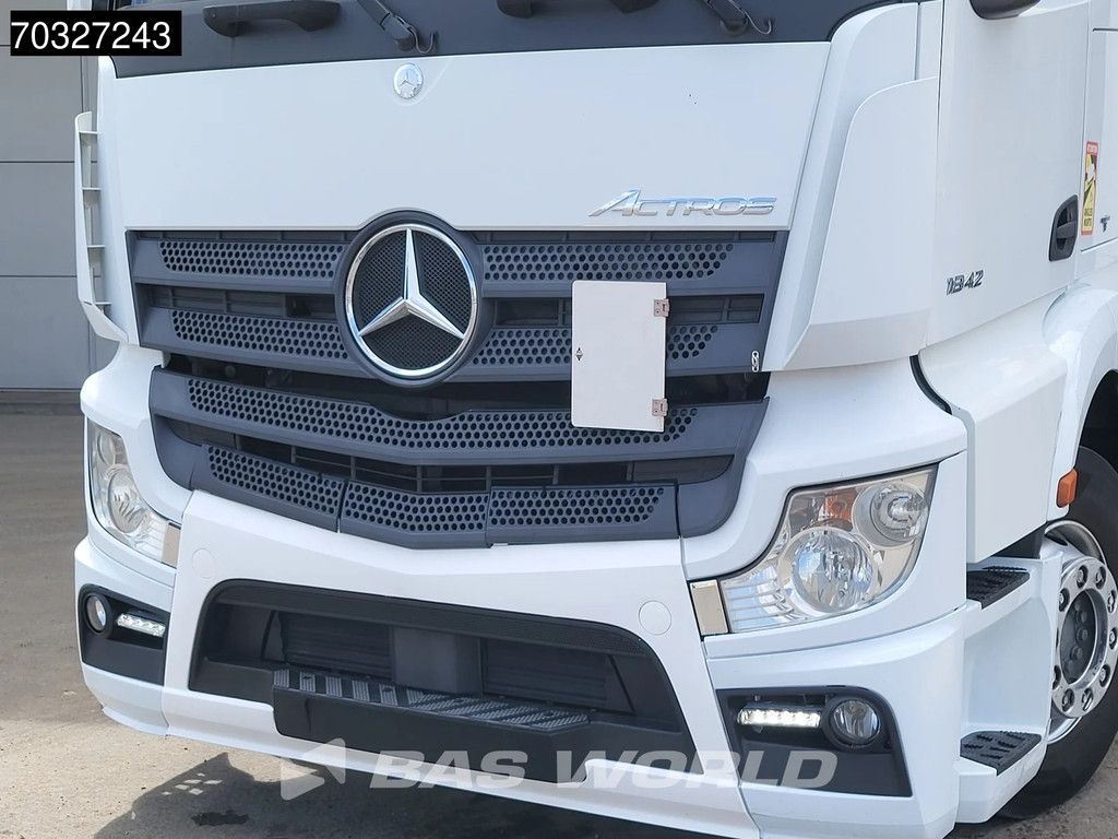 Mercedes Actros 1842 4X2 StreamSpace Retarder 70% Tyres