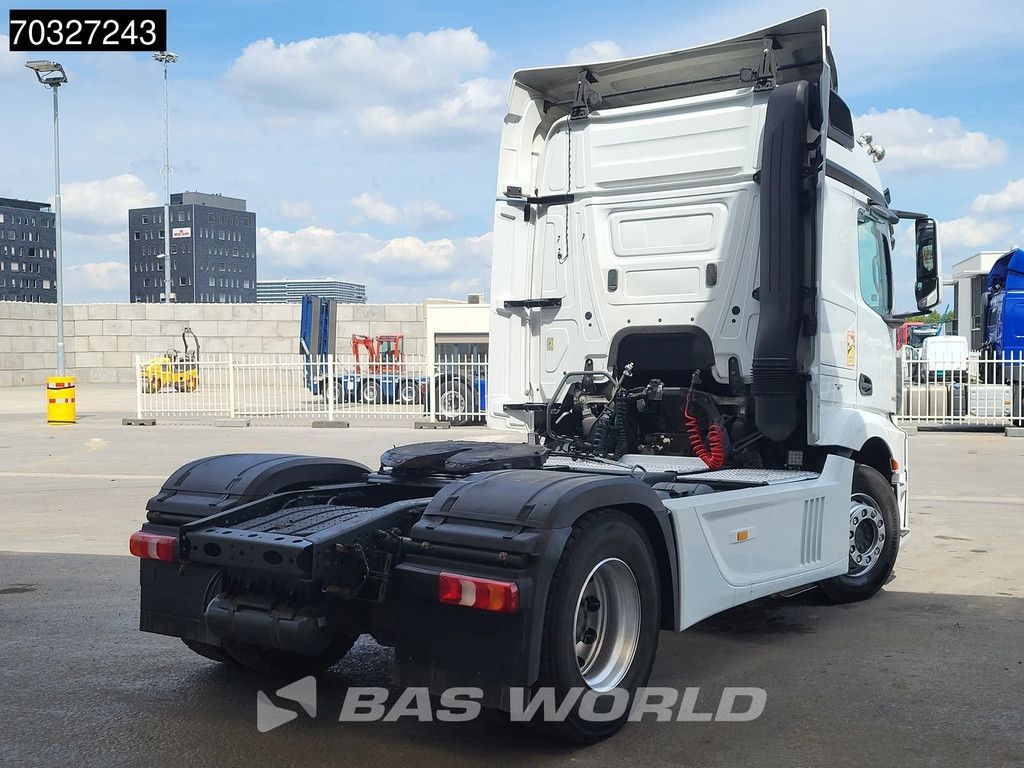 Mercedes Actros 1842 4X2 StreamSpace Retarder 70% Tyres