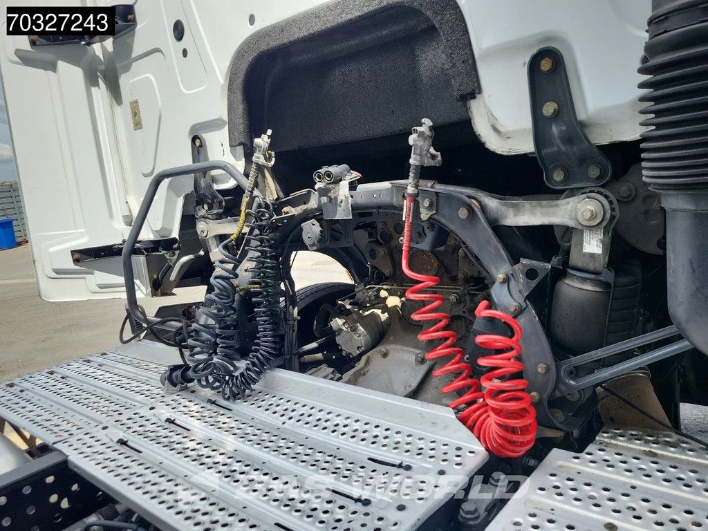 Mercedes Actros 1842 4X2 StreamSpace Retarder 70% Tyres