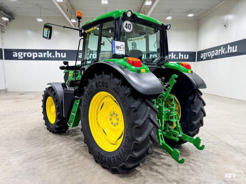 John Deere 6125M