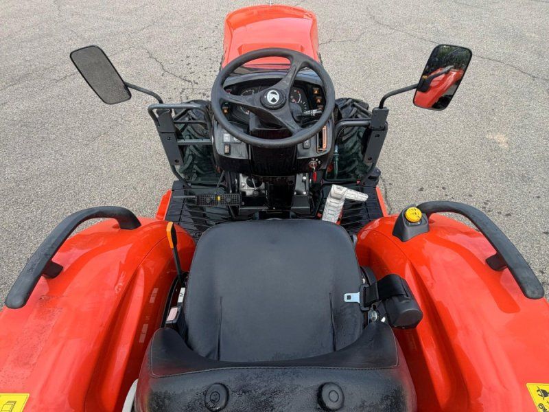 Kubota L1-452