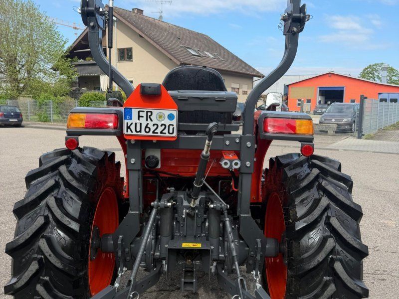 Kubota L1-452