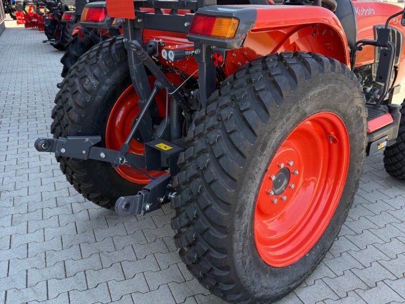 Kubota L1-522