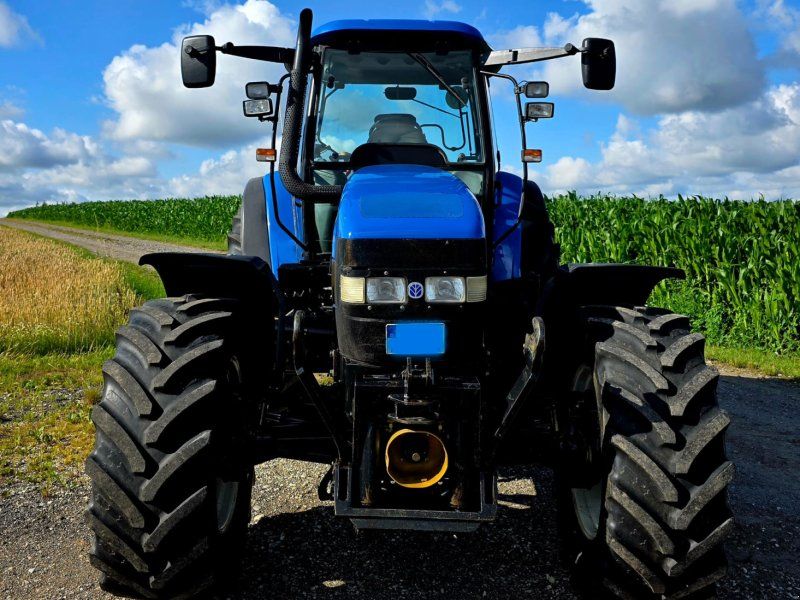 New Holland TM 120