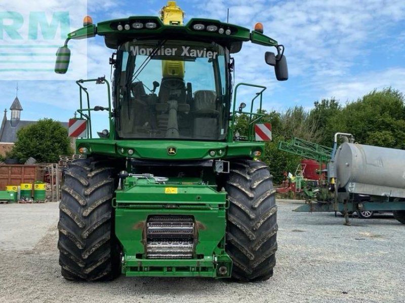 John Deere 8600