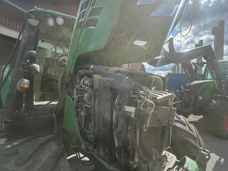 John Deere 6125M