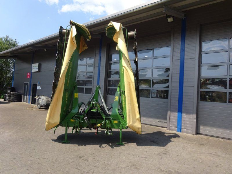 Krone Easy Cut B 890