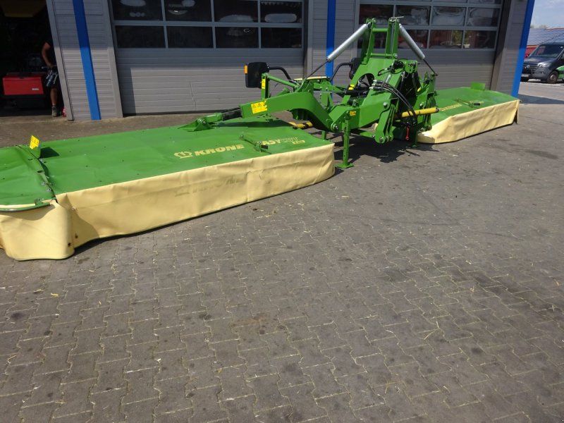 Krone Easy Cut B 890