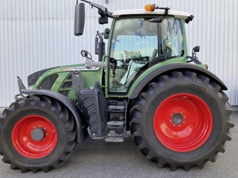 Fendt 512 VARIO SCR PROFI PLUS