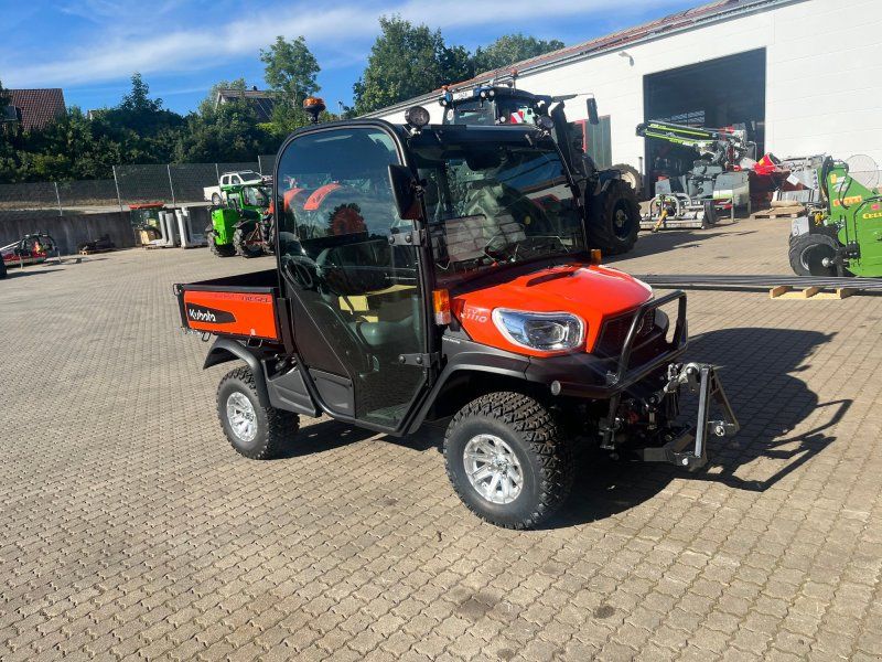 Kubota RTV 1110 mit Kabin und FKH