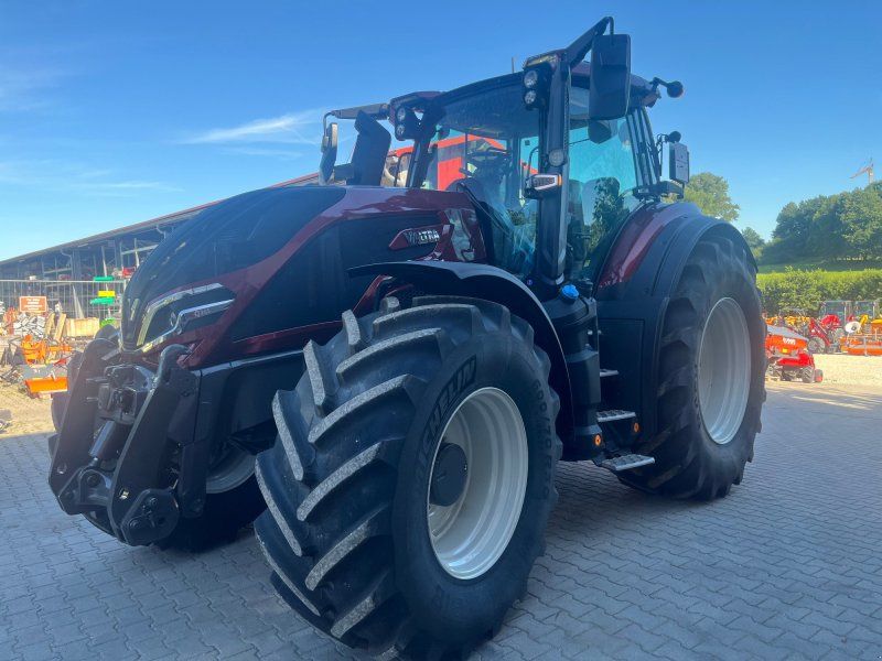 Valtra Q 265