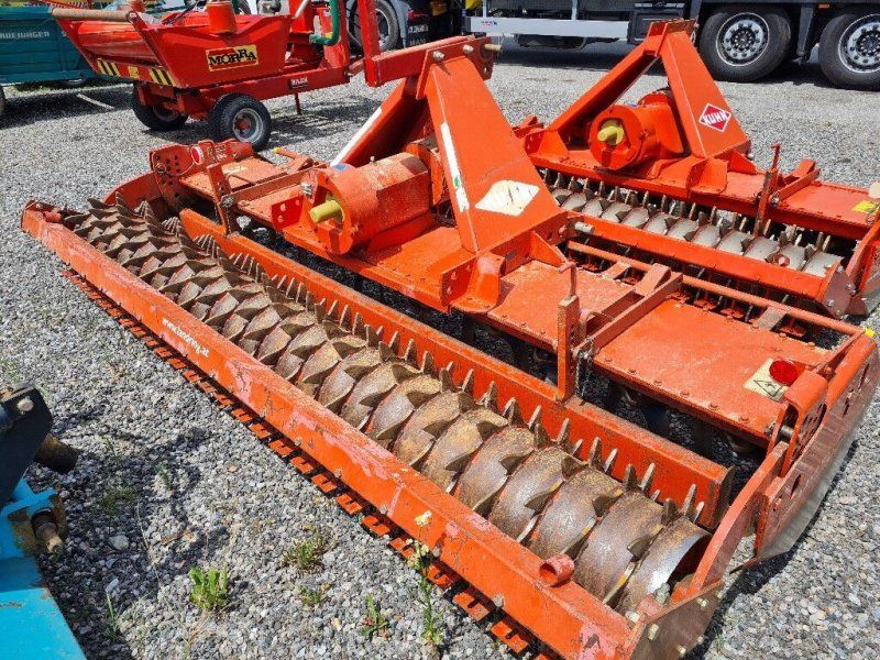 Kuhn HRB 302D