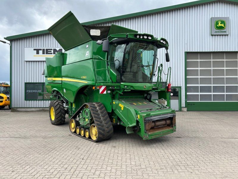 John Deere S780