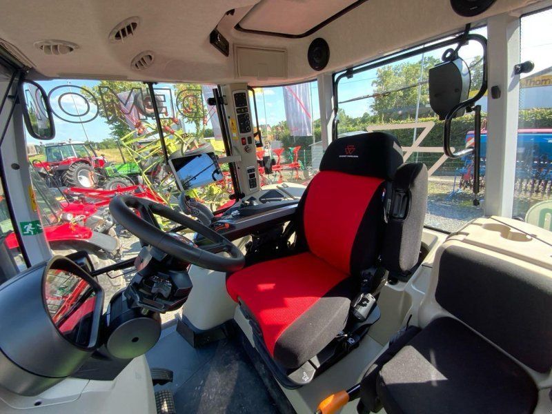 Massey Ferguson 6S.180 DYNA-VT