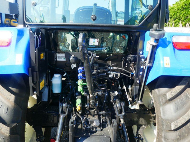 New Holland T5.90S Powershuttle