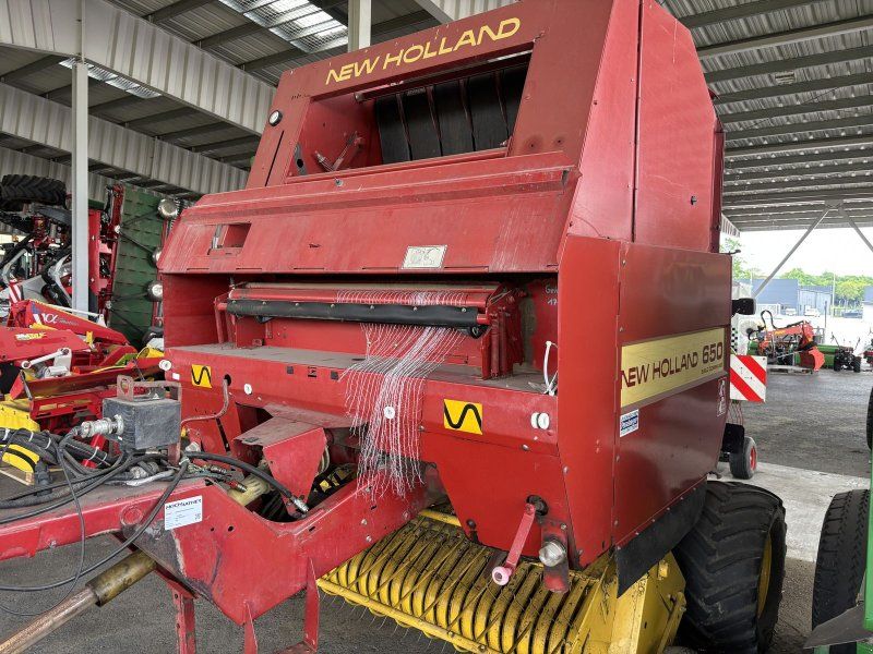 New Holland 650