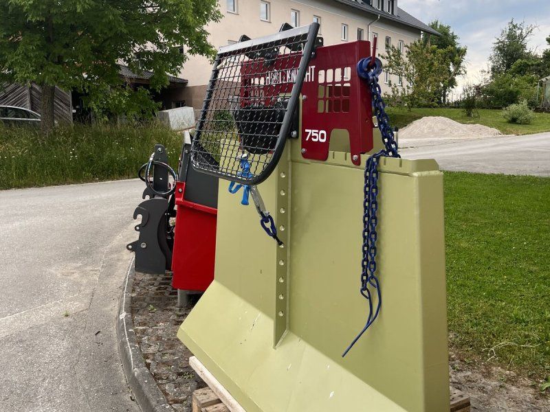 Holzknecht HS 750 Profi mit Funk Seileinlauf und Ausstoß